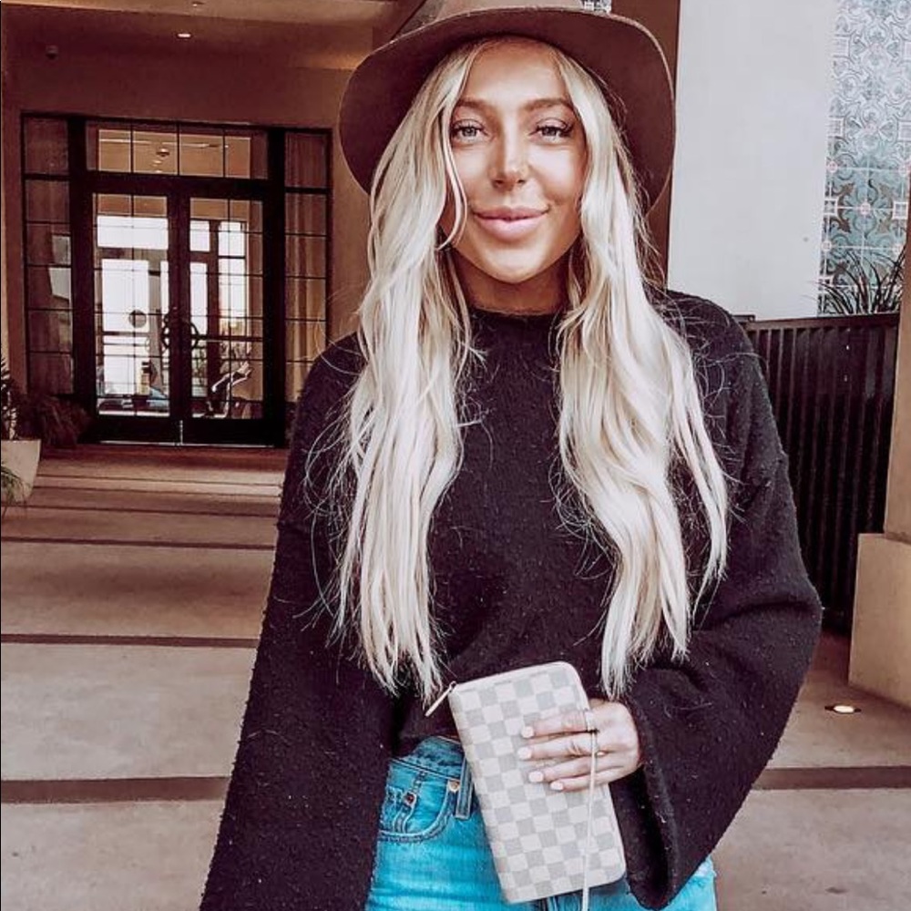 Meet your Posher, Dannion